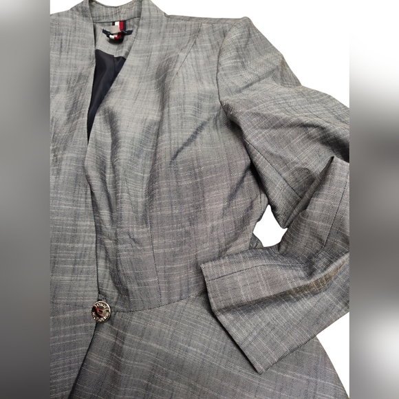 New Tommy Hilfiger Womens Collarless Button-Front suit jacket. Gray Multi 12 - Picture 6 of 13